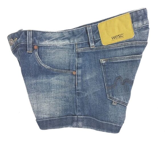 WESC》 5-Pocket Denim Cuffed Roxanne Shorts - Picture 3 of 11